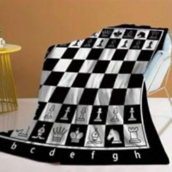 CHESS  CHECKERED BOARD PRINT FLANNEL COZY BLACK WHITE NWOT - Picture 3 of 3